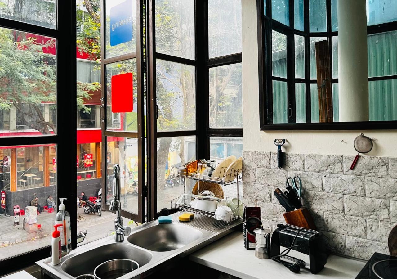 The First Ba Trieu Ha Noi Bed and Breakfast Hanoi Buitenkant foto
