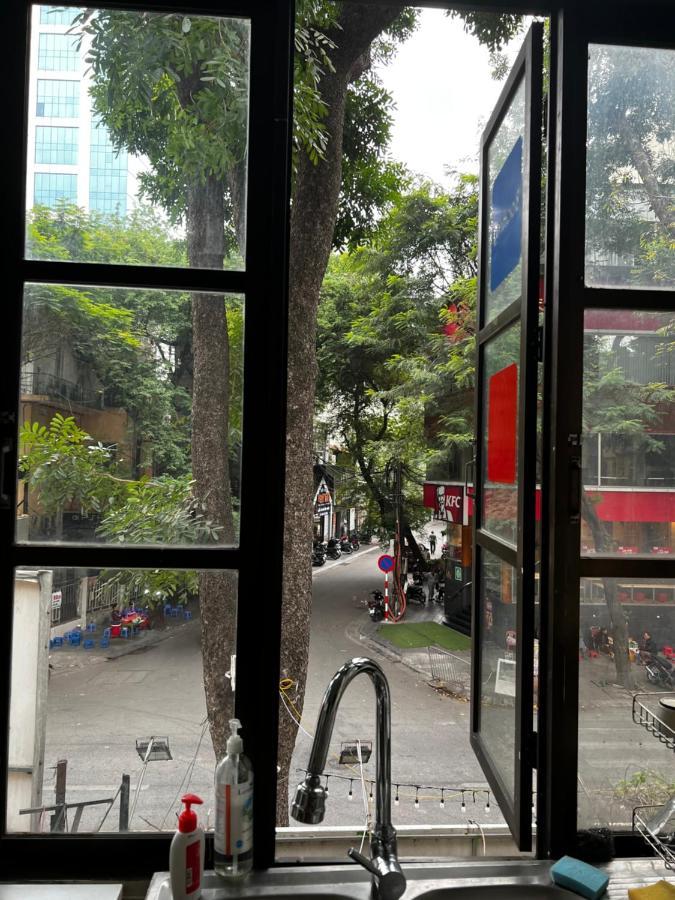 The First Ba Trieu Ha Noi Bed and Breakfast Hanoi Buitenkant foto