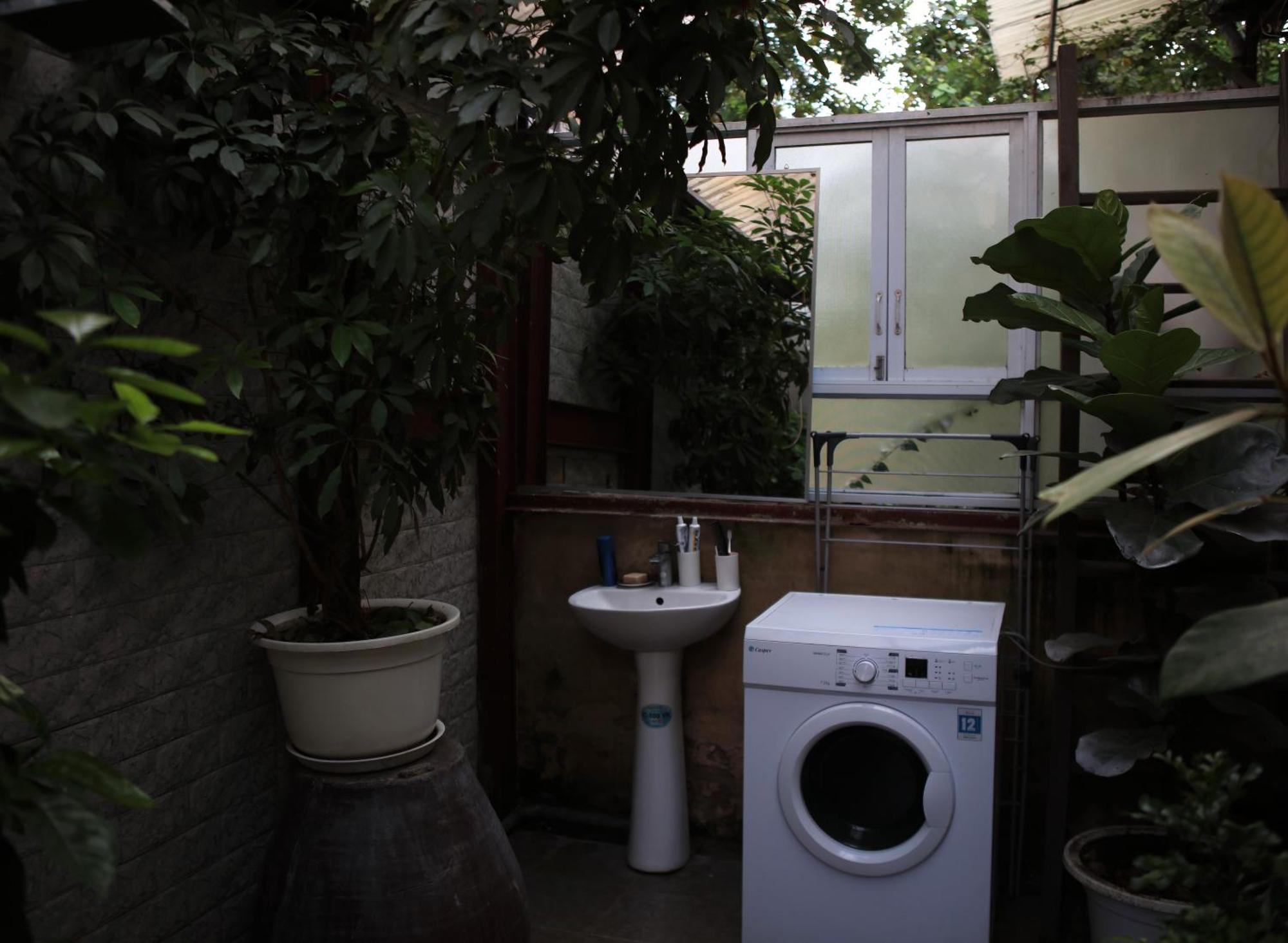 The First Ba Trieu Ha Noi Bed and Breakfast Hanoi Buitenkant foto