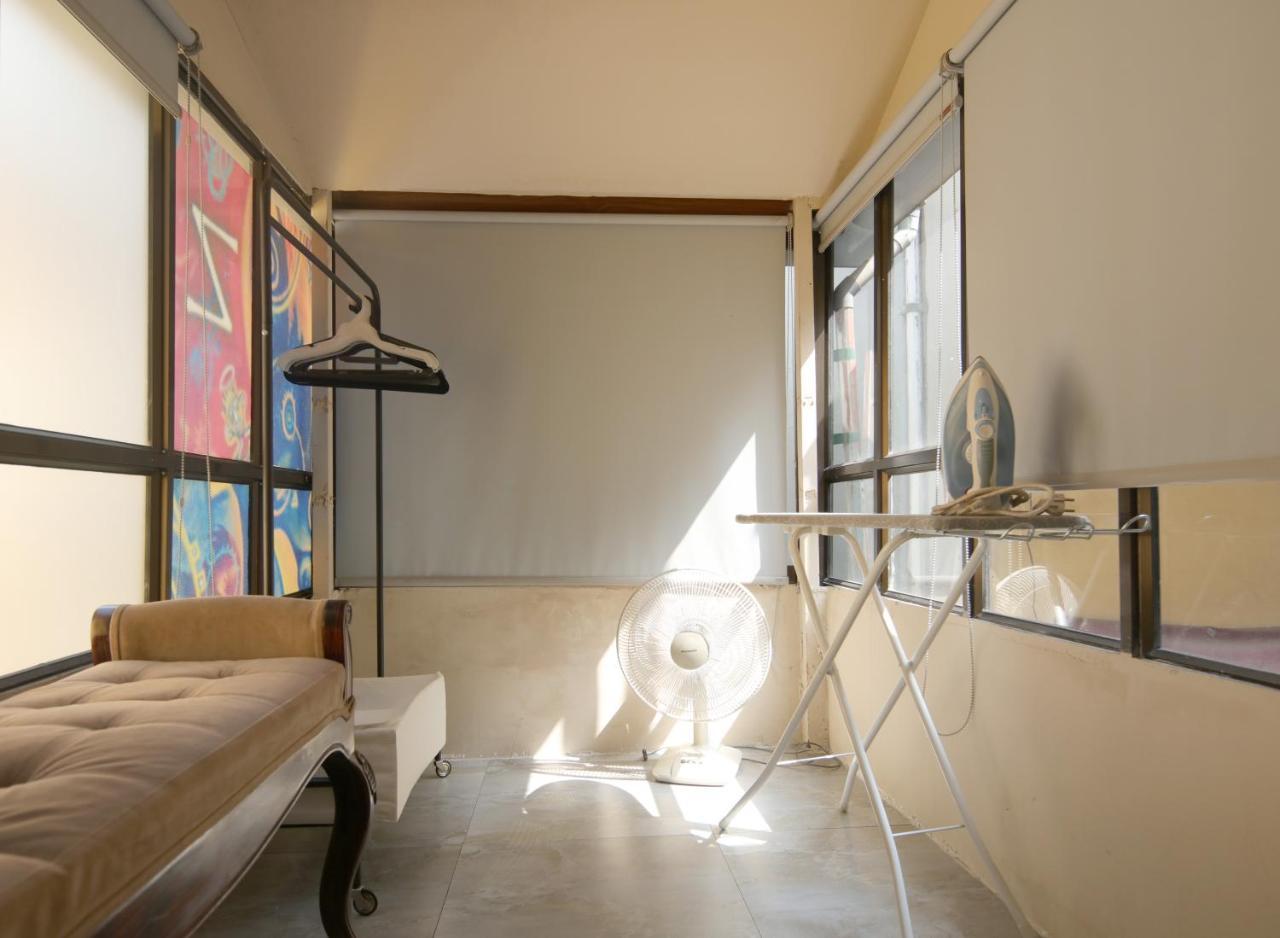 The First Ba Trieu Ha Noi Bed and Breakfast Hanoi Buitenkant foto