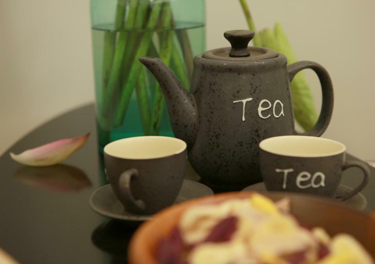 The First Ba Trieu Ha Noi Bed and Breakfast Hanoi Buitenkant foto